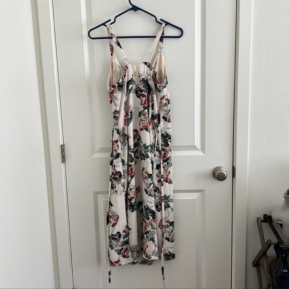 *SOLD* Aritzia Wilfred Astere Wrap Dress - Picture 6 of 7